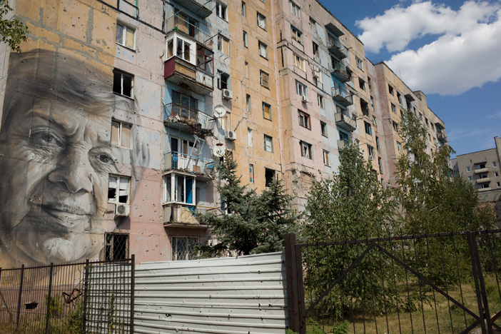 Avdiivka Awdijiwka Marina Maryna Marchenko Guido van Helten